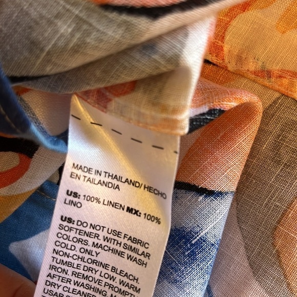 Chico’s 3/4 sleeved, 100% linen white blouse with floral pattern. Size 6. NWOT - Picture 10 of 10